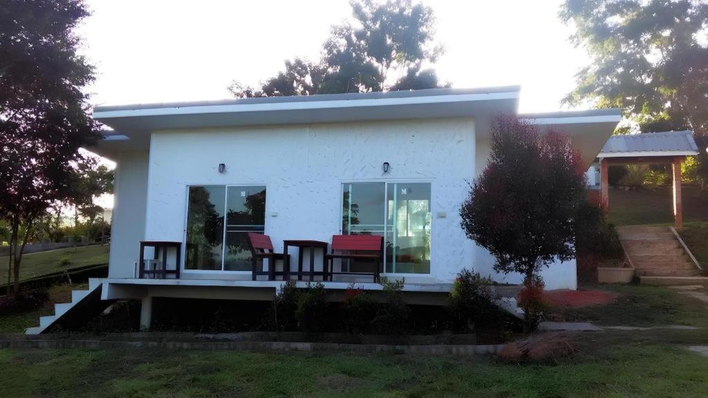 White Rock Resort Pakchong Exterior photo